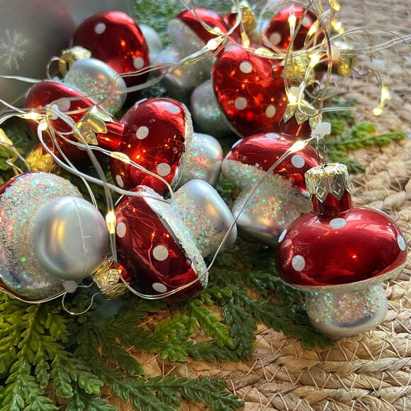 Mushroom Dewdrop Lights LED Red Warm White String Timer Battery Operated - Picture 7 of 9